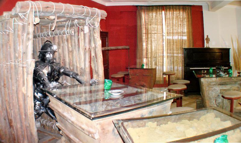 Hotel Coloso Potosí Zewnętrze zdjęcie